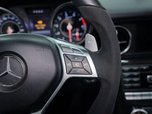 Used 2014 Mercedes-Benz SLK 55 AMG image 33