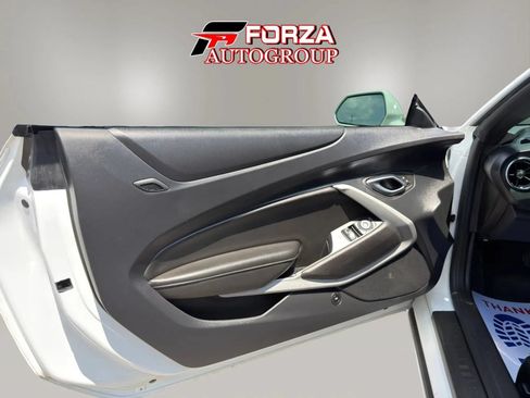 Used 2023 Chevrolet Camaro LT RWD image 15