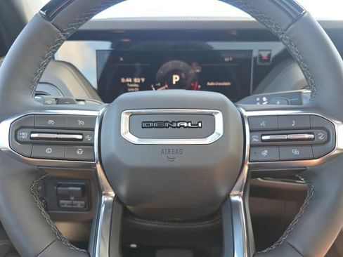 New 2026 GMC Yukon Denali w/ Advanced Technology Package AWD/4WD image 29