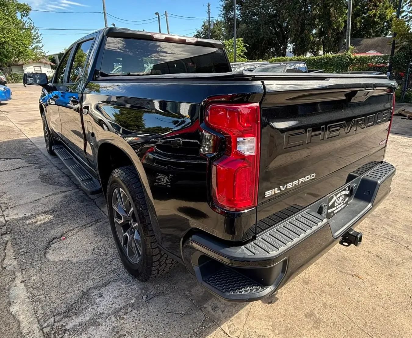 Used 2021 Chevrolet Silverado 1500 RST RWD image 3