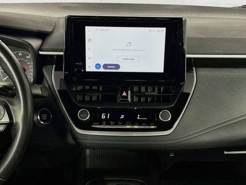 Used 2025 Toyota Corolla SE FWD image 38