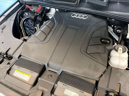 Used 2019 Audi Q7 3.0T Premium Plus w/ Premium Plus Package AWD/4WD image 30