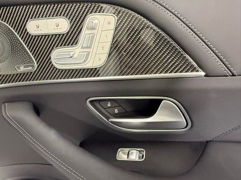 Used 2025 Mercedes-Benz GLS 63 AMG 4MATIC image 38