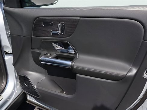 New 2026 Mercedes-Benz GLA 250 4MATIC image 10