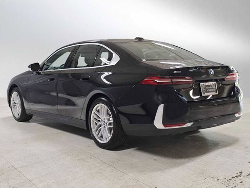 Used 2024 BMW 530i xDrive w/ Executive Package AWD/4WD image 5