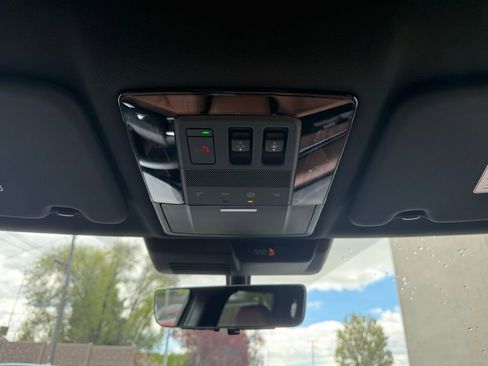 New 2026 Mitsubishi Outlander SEL image 18