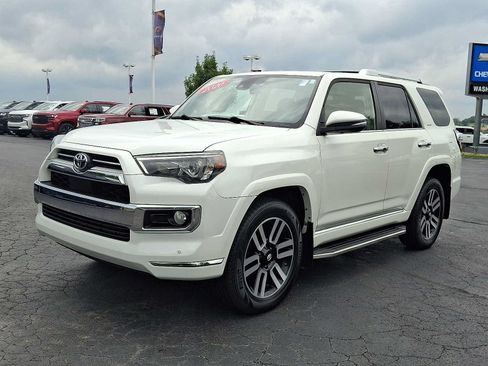 Used 2020 Toyota 4Runner Limited AWD/4WD image 3