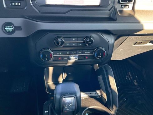 Certified 2022 Ford Bronco Big Bend image 32