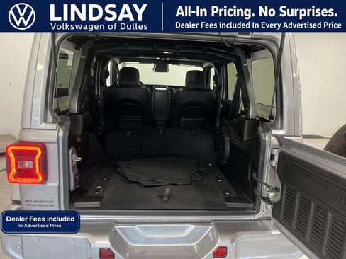 Used 2021 Jeep Wrangler Unlimited Sahara AWD/4WD image 26