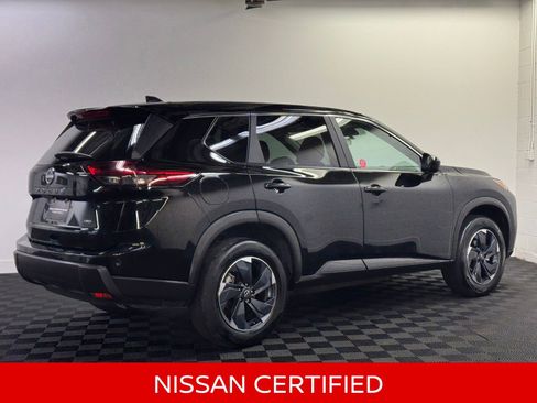 Certified 2025 Nissan Rogue SV image 2