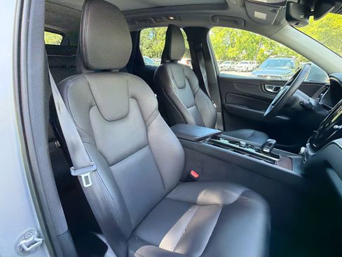 Used 2023 Volvo XC60 B5 Plus w/ Protection Package Premier AWD/4WD image 17