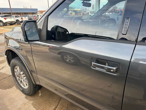 Used 2019 Ford F150 Lariat w/ Trailer Tow Package image 54