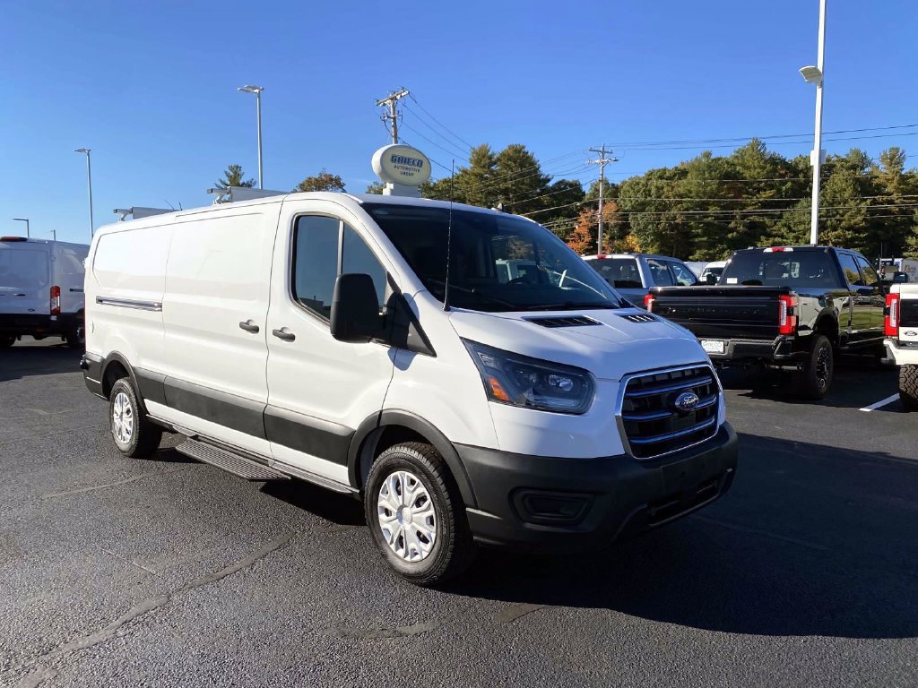 Used 2024 Ford E-Transit Low Roof RWD image 1