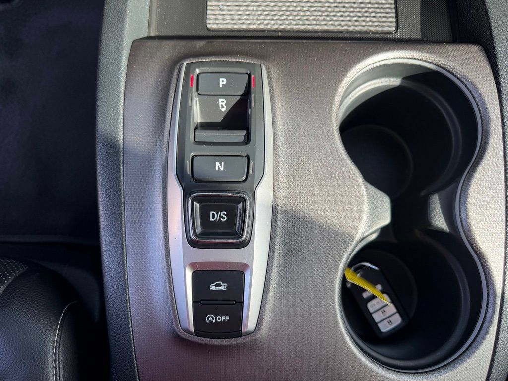 Used 2022 Honda Ridgeline RTL-E image 36