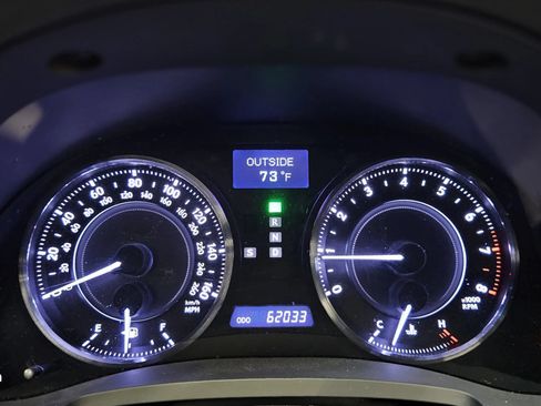 Used 2011 Lexus IS 250C RWD image 13