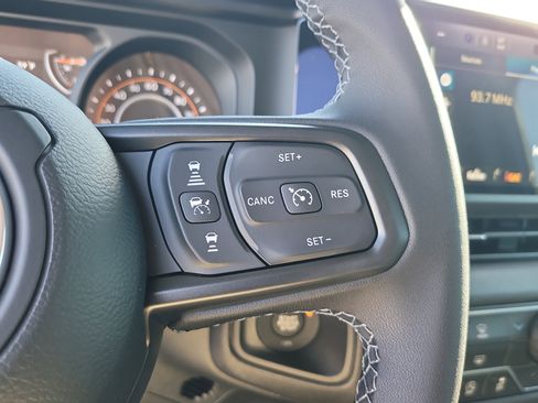 Used 2026 Jeep Wrangler Sport S image 26