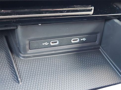 New 2026 Volkswagen Atlas SE image 10