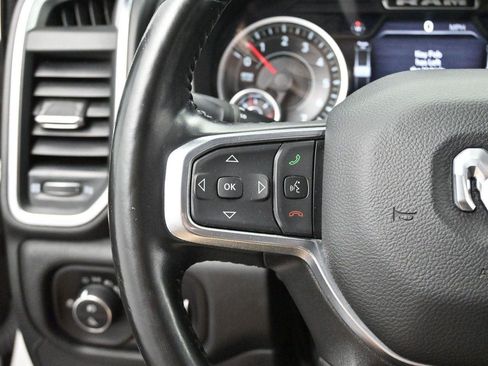 Used 2022 RAM 1500 Laramie AWD/4WD image 17
