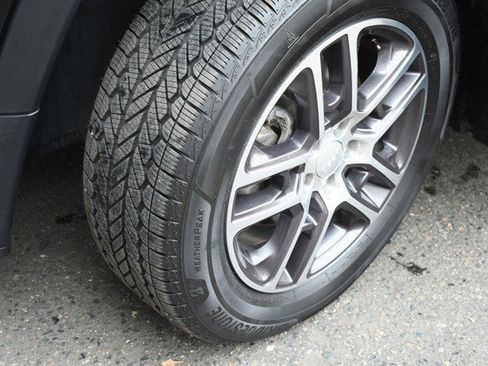 Used 2019 Jeep Compass Latitude w/ Popular Equipment Group image 11