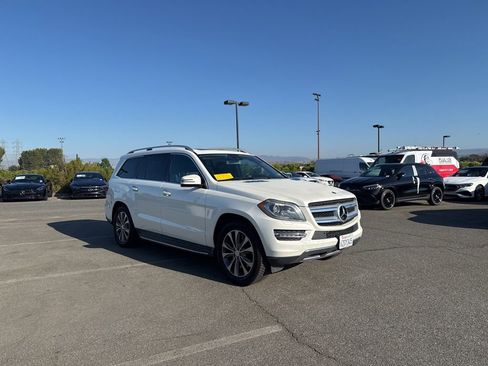 Used 2013 Mercedes-Benz GL 450 4MATIC image 3