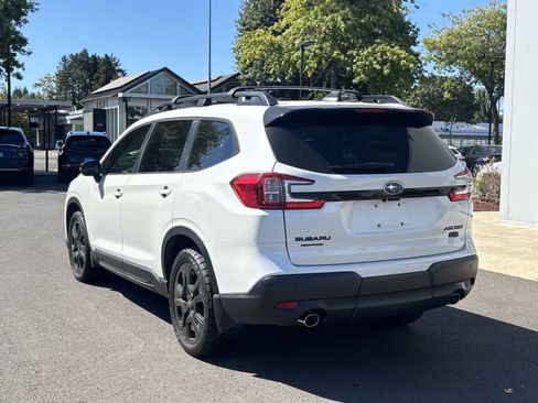 Used 2023 Subaru Ascent Onyx Edition AWD/4WD image 3