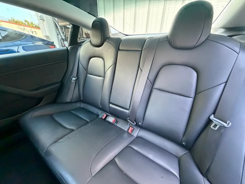 Used 2023 Tesla Model 3 Standard Range RWD image 17