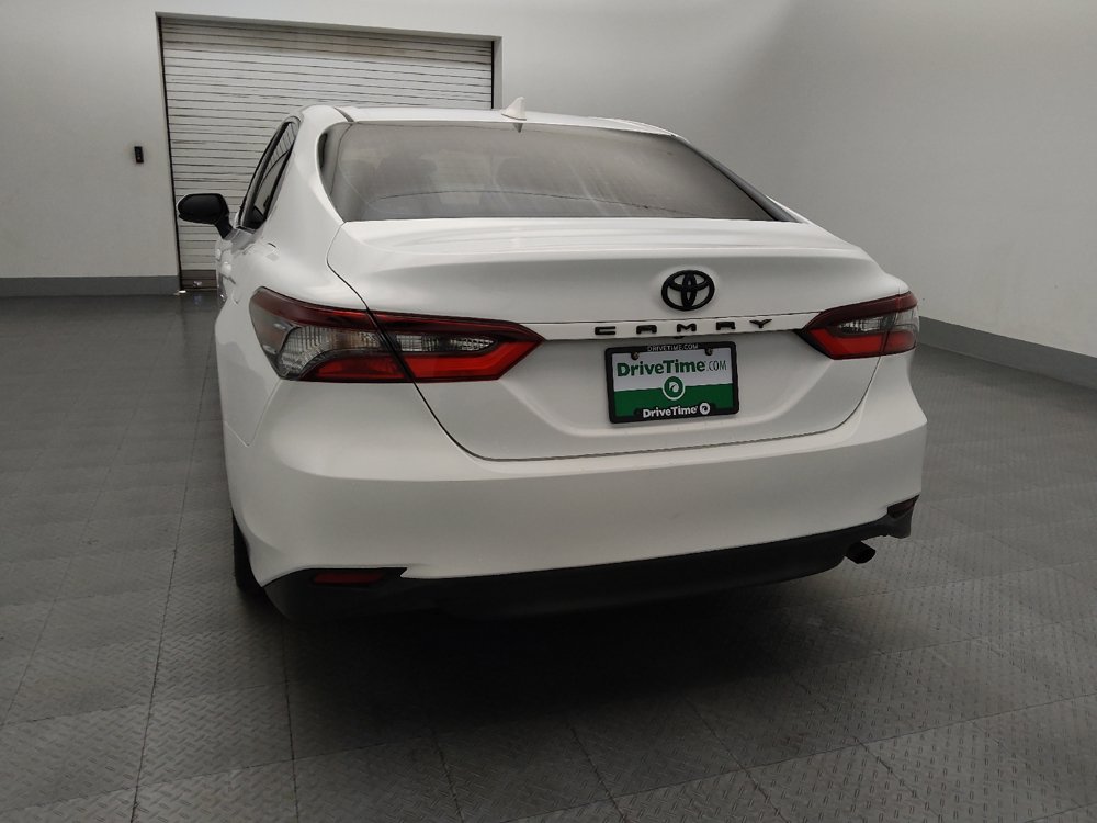 Used 2022 Toyota Camry LE FWD image 6