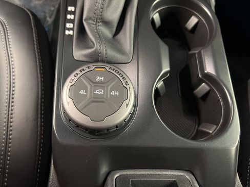 New 2026 Ford Bronco Outer Banks image 17