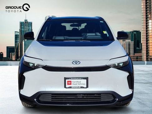 Used 2024 Toyota bZ4X XLE w/ Weather Package image 10