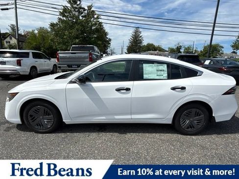 New 2027 Nissan Sentra S w/ Floor Mat Package FWD image 5