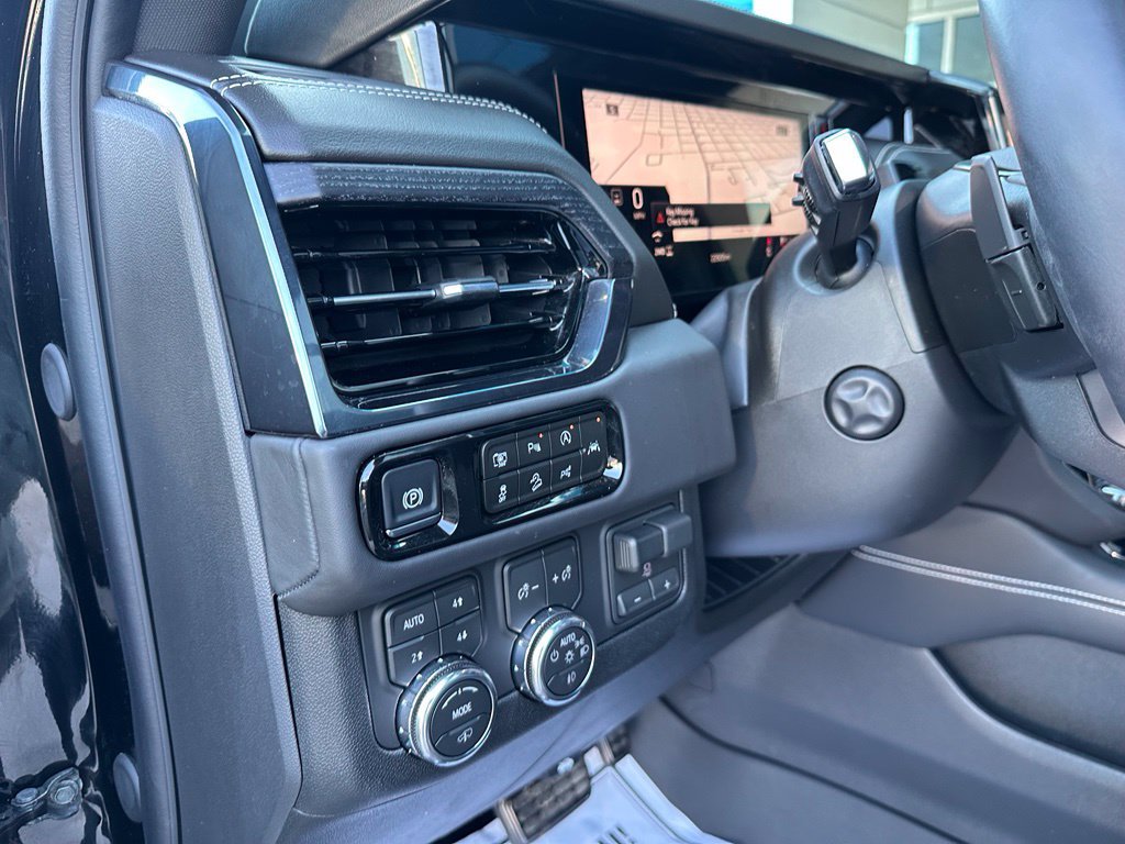 Used 2026 GMC Yukon AT4 Ultimate AWD/4WD image 43