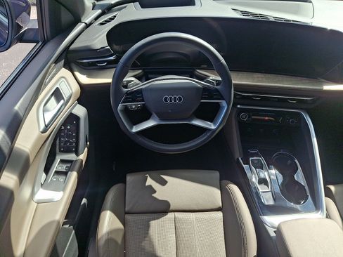 Used 2025 Audi Q5 Premium Plus AWD/4WD image 11