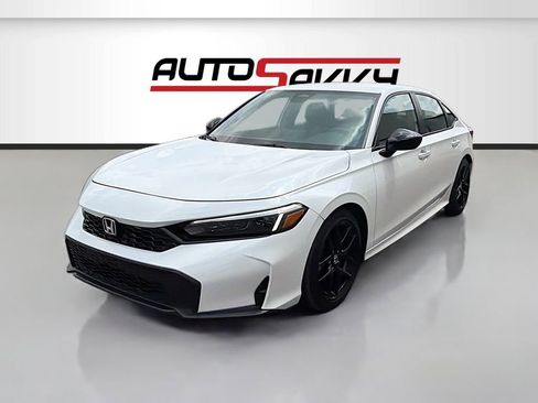 Used 2025 Honda Civic Sport image 3