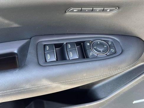 Used 2021 Cadillac XT5 Premium Luxury FWD image 10