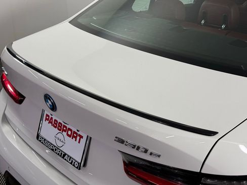 Used 2023 BMW 330e xDrive w/ M Sport Package image 11