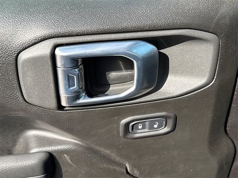 New 2026 Jeep Gladiator Sport image 27