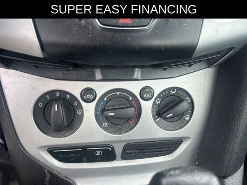 Used 2014 Ford Focus SE FWD image 13