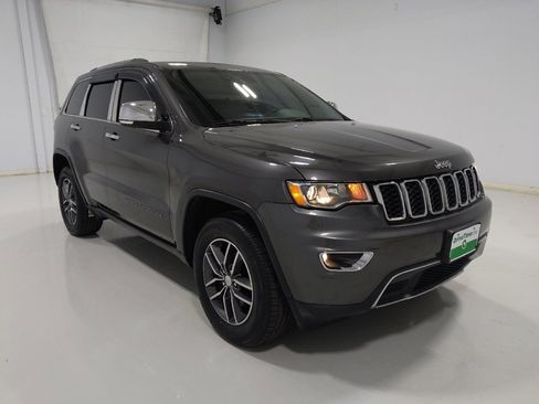 Used 2018 Jeep Grand Cherokee Limited image 13
