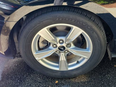 Used 2023 Ford Mustang Coupe image 18