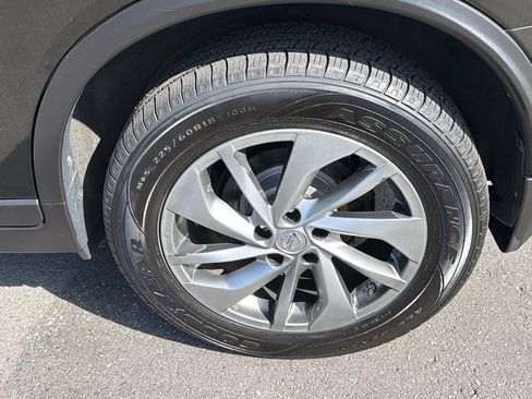 Used 2014 Nissan Rogue SL AWD/4WD image 12