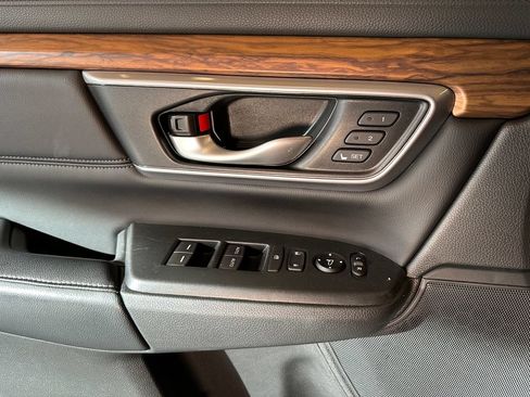 Used 2018 Honda CR-V EX-L image 18