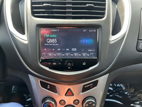 Used 2016 Chevrolet Trax LT w/ LPO, Cargo Package FWD image 15