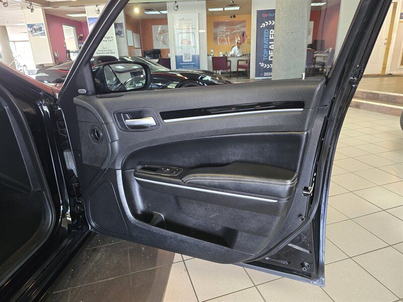 Used 2021 Chrysler 300 S RWD image 11