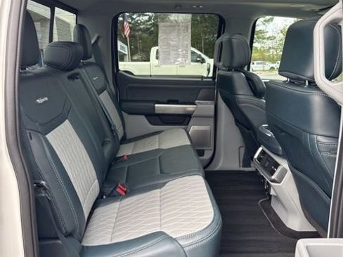 Used 2022 Ford F150 Limited image 15