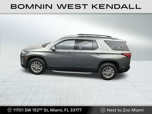 Used 2022 Chevrolet Traverse LT image 12