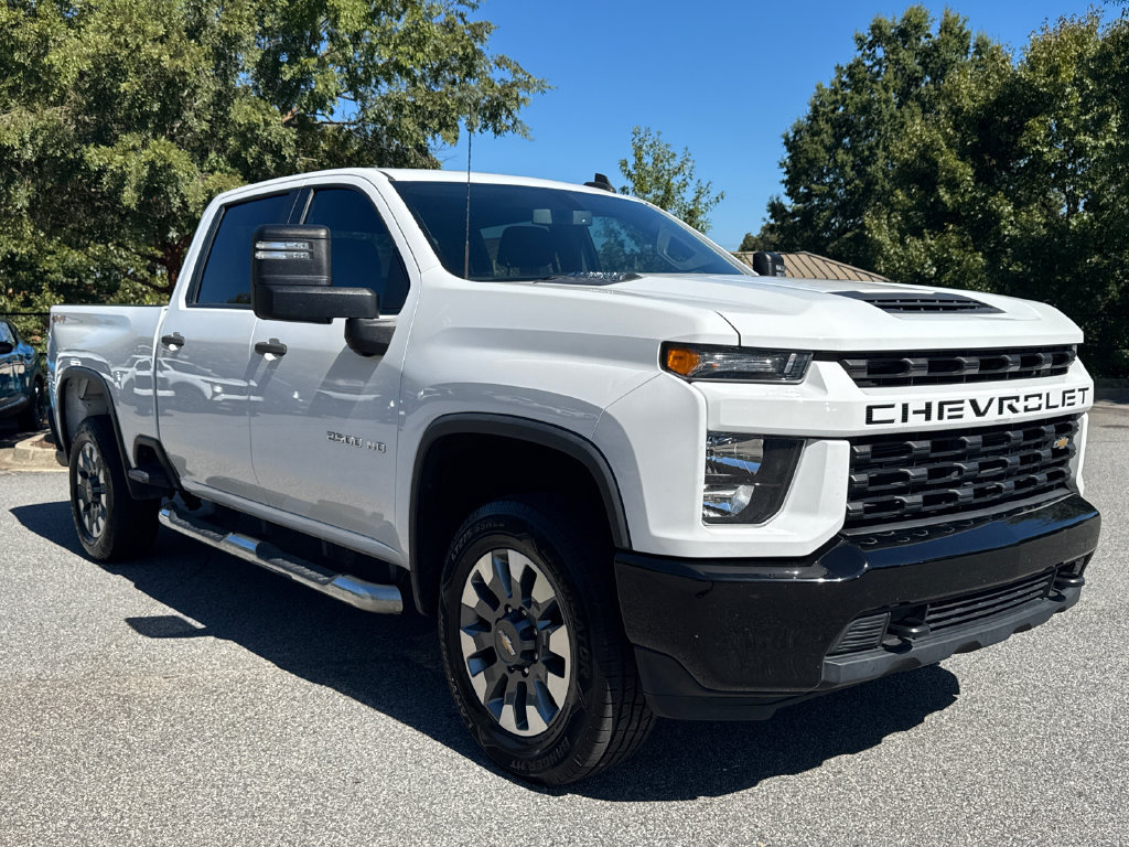 Used 2022 Chevrolet Silverado 2500 Custom w/ Custom Value Package AWD/4WD image 3