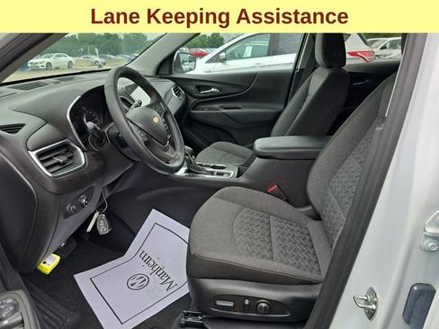 Used 2022 Chevrolet Equinox LS w/ LS Convenience Package AWD/4WD image 5