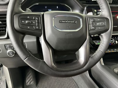Used 2024 GMC Sierra 1500 Denali Ultimate AWD/4WD image 11