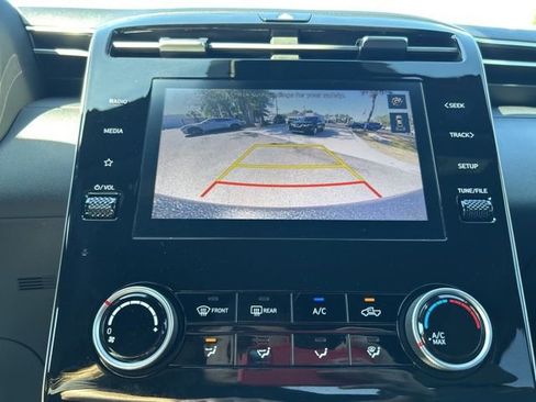 Certified 2024 Hyundai Santa Cruz SE AWD/4WD image 19