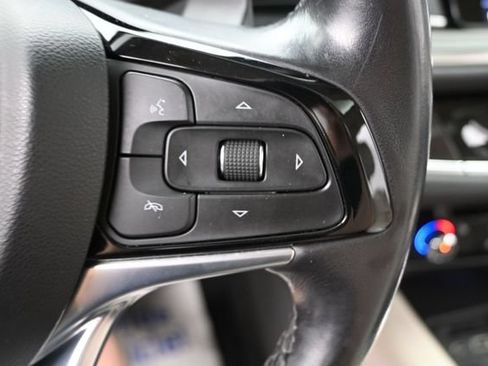 Used 2022 Buick Enclave Essence w/ Experience Buick Package FWD image 33